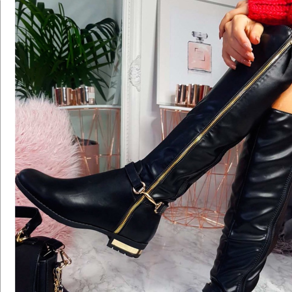 Black boots